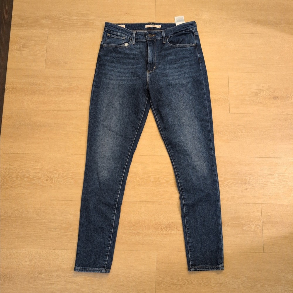 Levis Premium 721 High Rise Skinny Women's Size 31 Jeans Dark Wash Denim